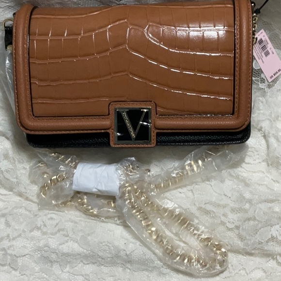 NWT VICTORIA’s SECRET BLACK & BROWN CROSSBODY - chain strap - Picture 8 of 9